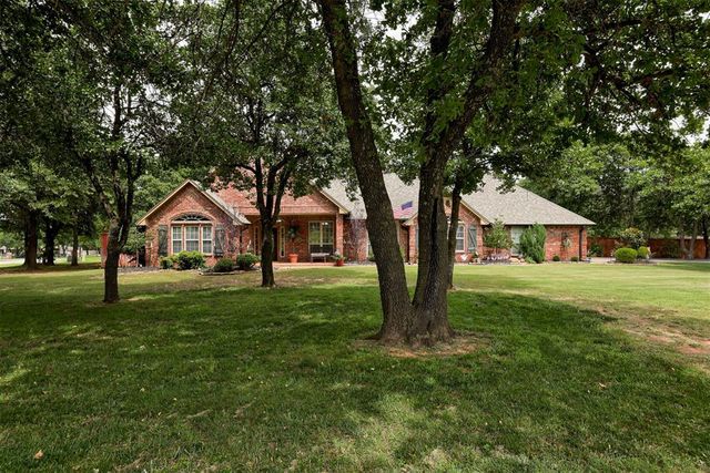 1224 Parrish Place, Blanchard, OK 73010