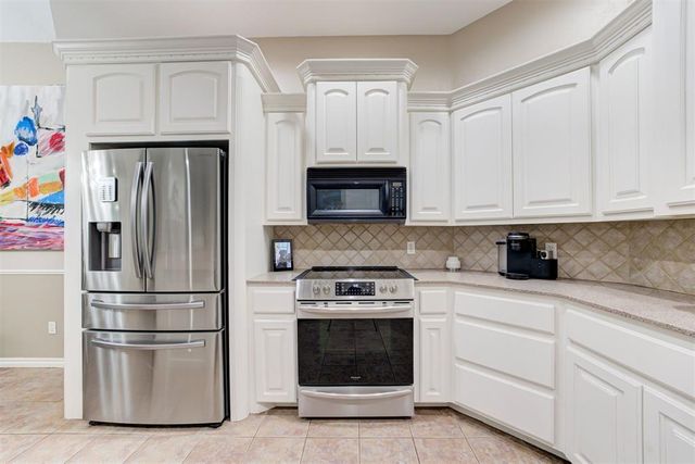 1224 Parrish Place, Blanchard, OK 73010