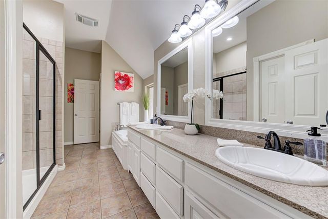 1224 Parrish Place, Blanchard, OK 73010