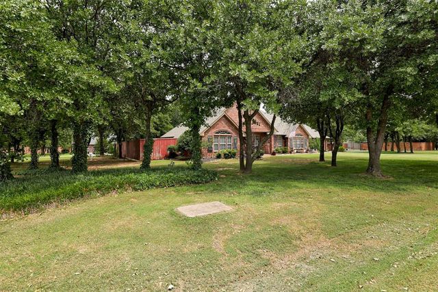 1224 Parrish Place, Blanchard, OK 73010