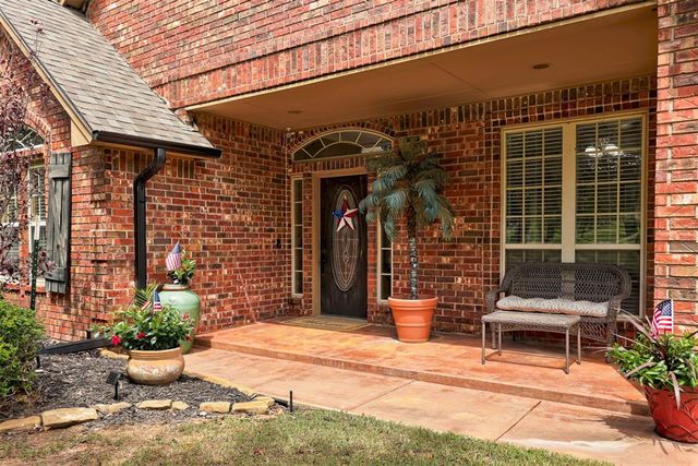 1224 Parrish Place, Blanchard, OK 73010