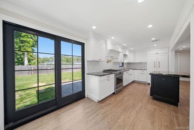 11 Lakewood Avenue, Lake Ronkonkoma, NY 11779
