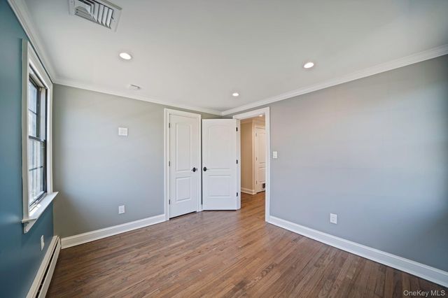 11 Lakewood Avenue, Lake Ronkonkoma, NY 11779