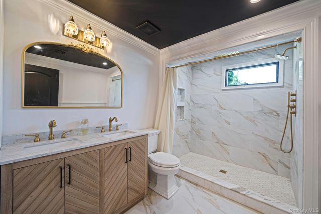 11 Lakewood Avenue, Lake Ronkonkoma, NY 11779