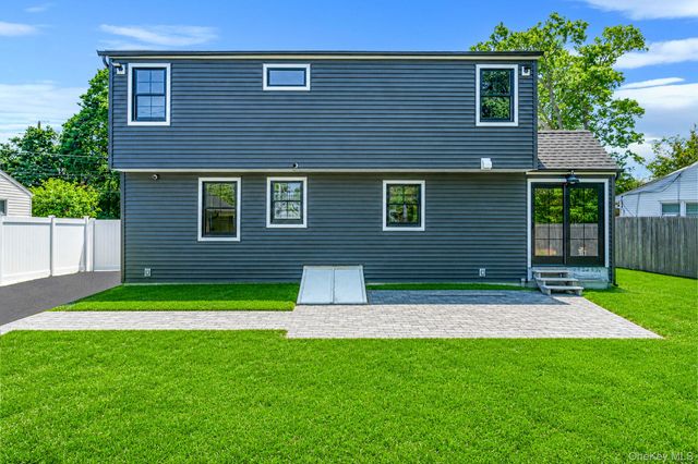 11 Lakewood Avenue, Lake Ronkonkoma, NY 11779