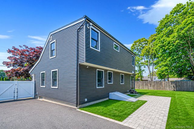 11 Lakewood Avenue, Lake Ronkonkoma, NY 11779