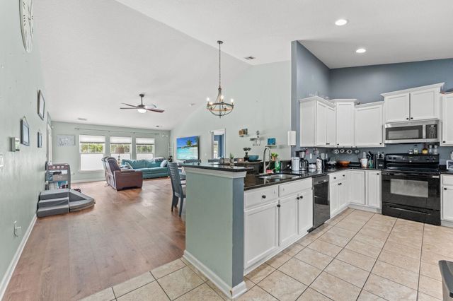 625 Old Castle Loop, Myrtle Beach, SC 29579