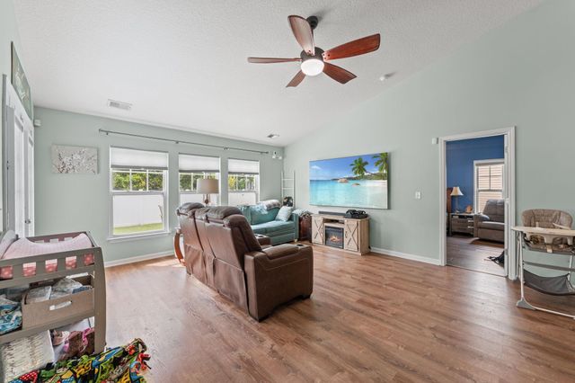 625 Old Castle Loop, Myrtle Beach, SC 29579