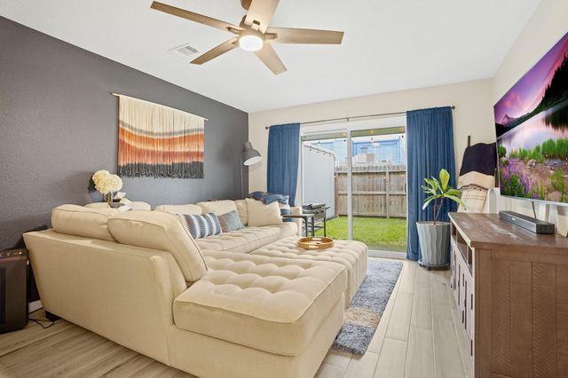 207 Granberry Street, Humble, TX 77338