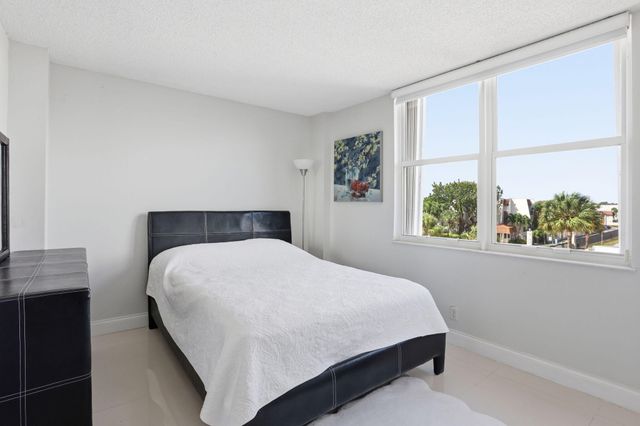 2000 S Ocean Boulevard 2L, Pompano Beach, FL 33062