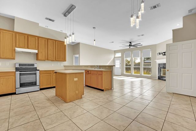 1708 Windcastle Drive, Mansfield, TX 76063