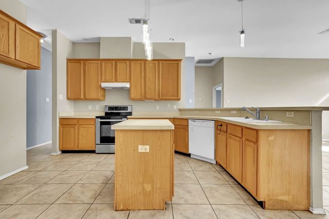 1708 Windcastle Drive, Mansfield, TX 76063