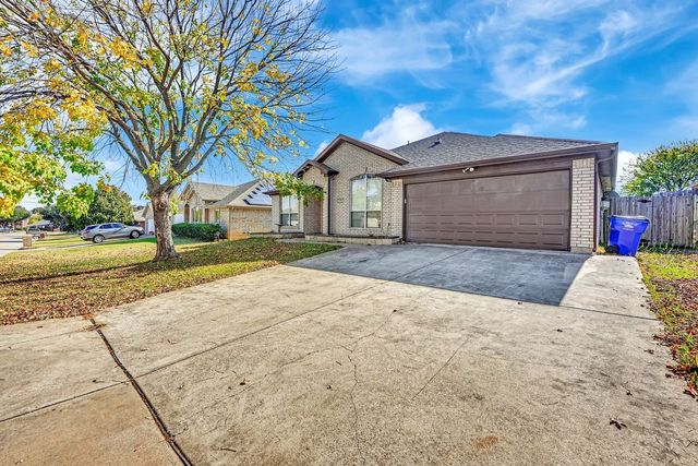 1708 Windcastle Drive, Mansfield, TX 76063