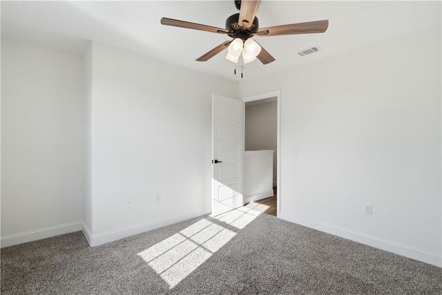 9 Palmer Place Lane NE, Ludowici, GA 31316