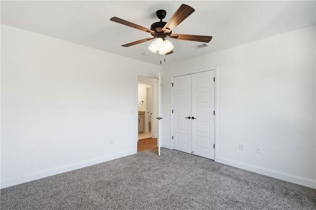9 Palmer Place Lane NE, Ludowici, GA 31316