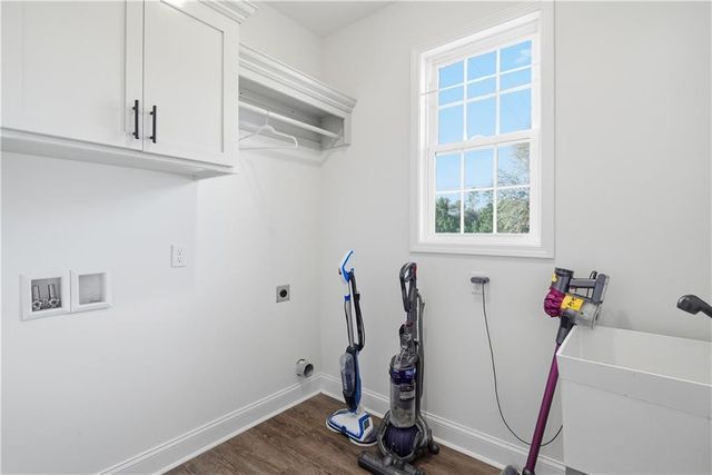 9 Palmer Place Lane NE, Ludowici, GA 31316