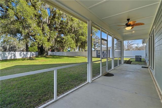 9 Palmer Place Lane NE, Ludowici, GA 31316