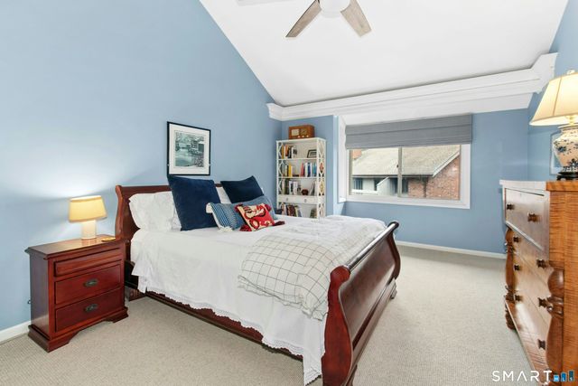 377 Main Street 8, New Canaan, CT 06840