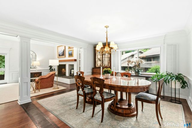 377 Main Street 8, New Canaan, CT 06840