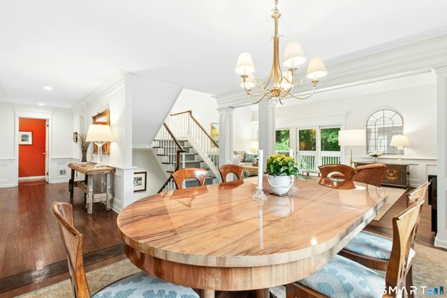 377 Main Street 8, New Canaan, CT 06840