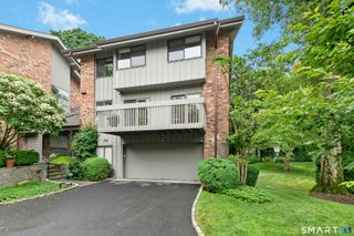 377 Main Street 8, New Canaan, CT 06840