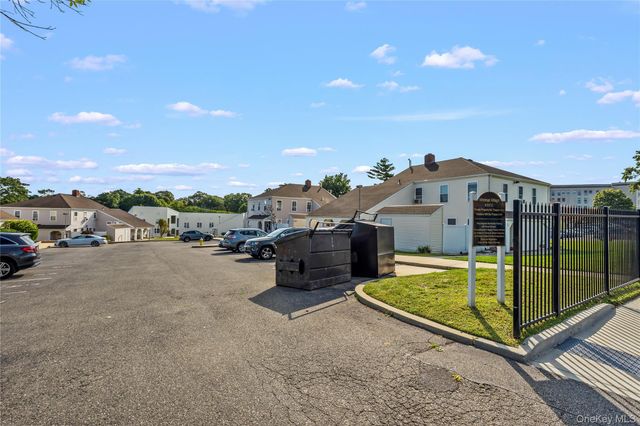 200 Lowndes Avenue A, Huntington Station, NY 11746