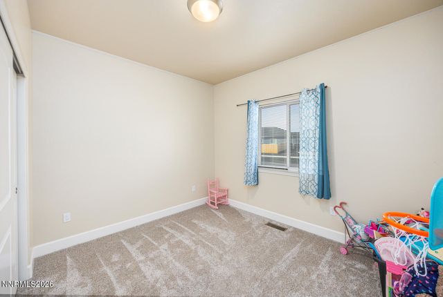 800 Great Basin Lane, Fallon, NV 89406