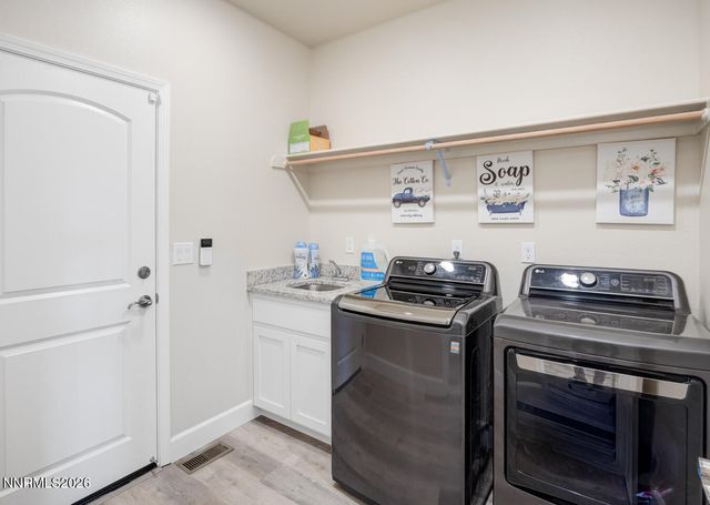 800 Great Basin Lane, Fallon, NV 89406