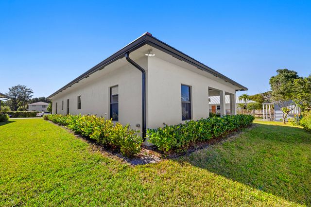 2315 Zeder Avenue, Delray Beach, FL 33444