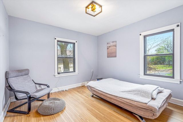 2533 Snelling Curve, Roseville, MN 55113