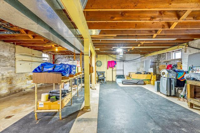 2533 Snelling Curve, Roseville, MN 55113