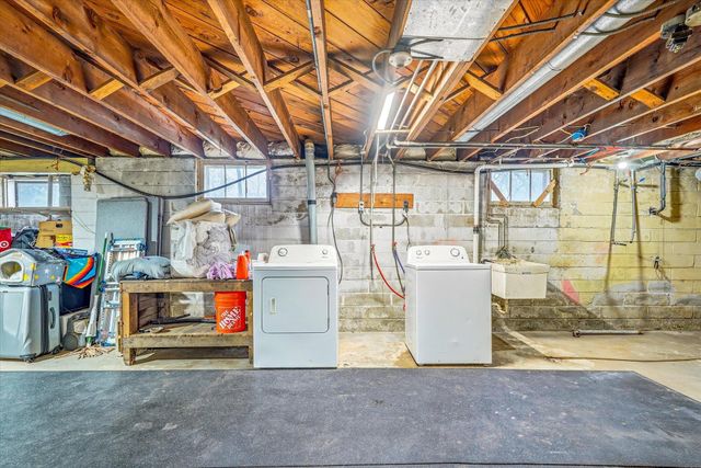 2533 Snelling Curve, Roseville, MN 55113