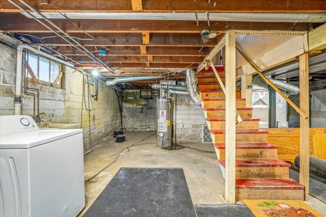 2533 Snelling Curve, Roseville, MN 55113