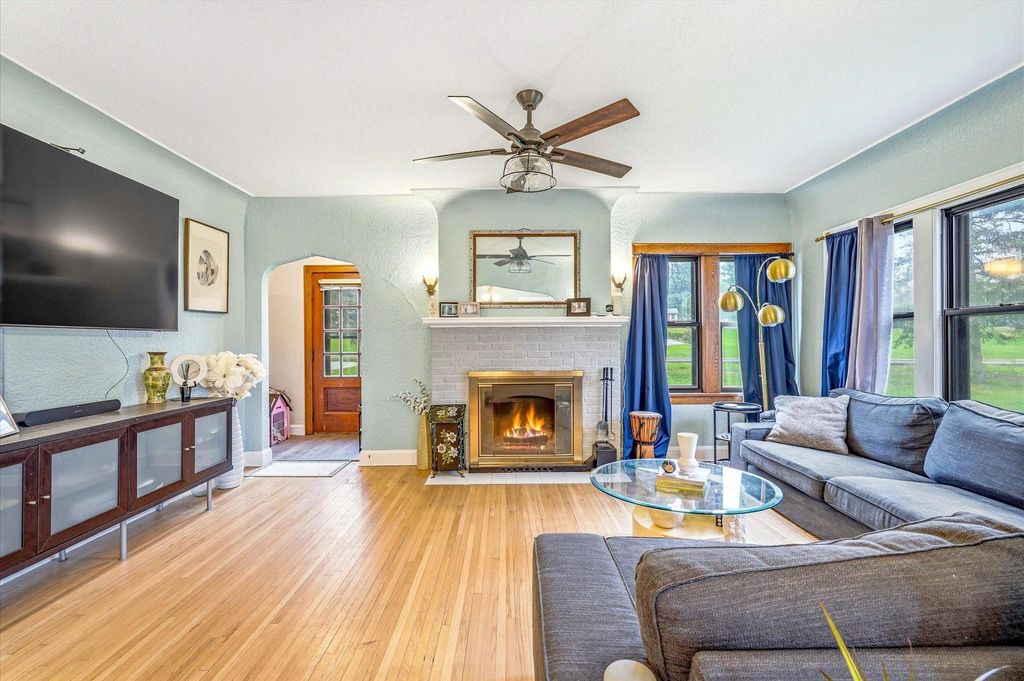 2533 Snelling Curve, Roseville, MN 55113 — photo 5