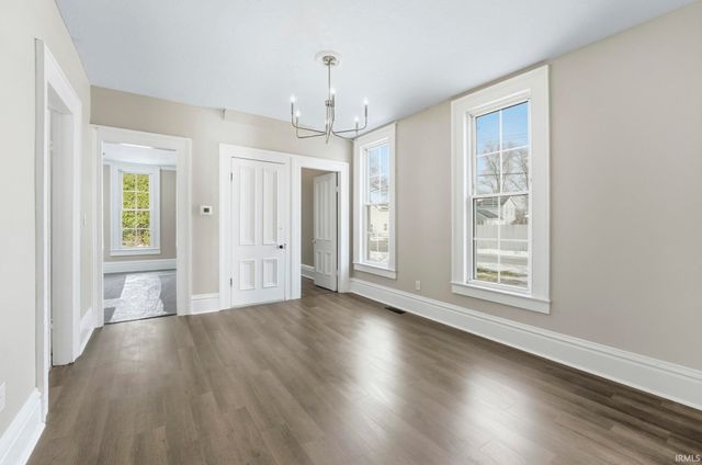 201 W Pine Street, Pierceton, IN 46562