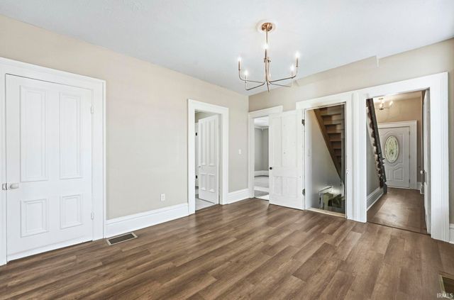 201 W Pine Street, Pierceton, IN 46562