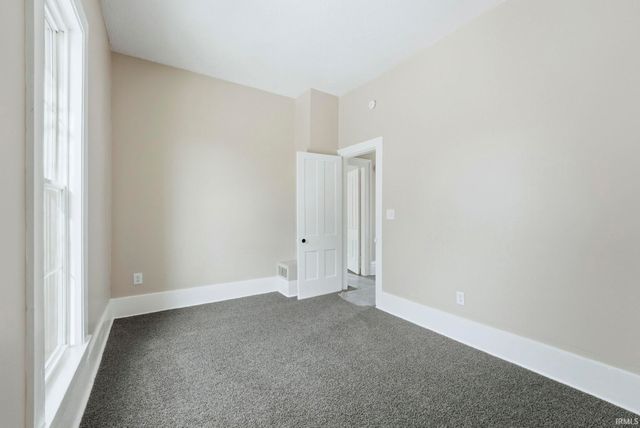 201 W Pine Street, Pierceton, IN 46562