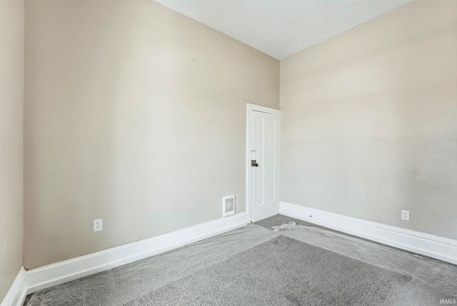 201 W Pine Street, Pierceton, IN 46562