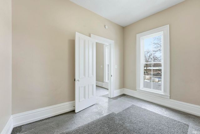 201 W Pine Street, Pierceton, IN 46562