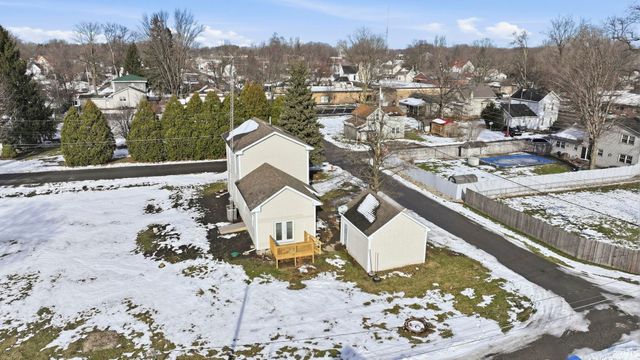 201 W Pine Street, Pierceton, IN 46562