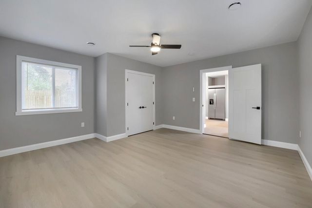 1979 Stillwater Avenue E, Saint Paul, MN 55119