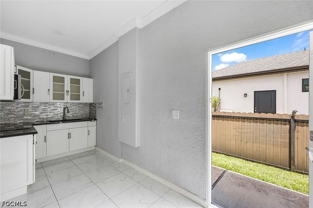 2968 41st AVE NE, Naples, FL 34120