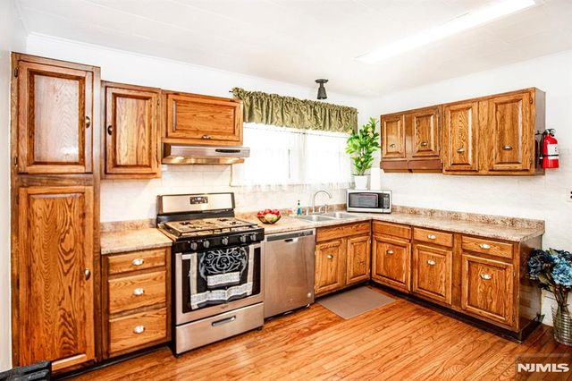 326 William Street, New Milford, NJ 07646