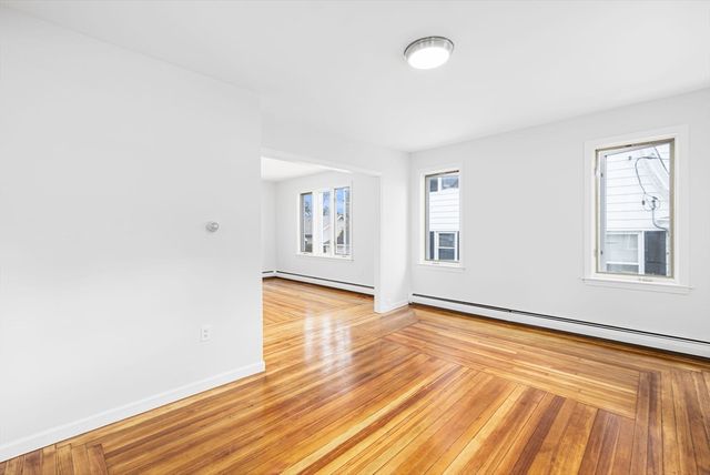 1268 President Ave, Fall River, MA 02720