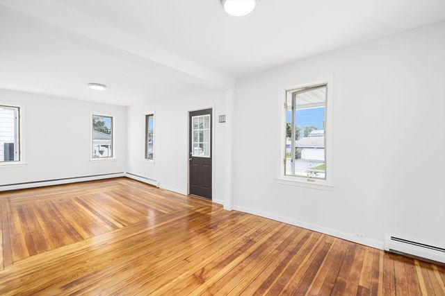 1268 President Ave, Fall River, MA 02720