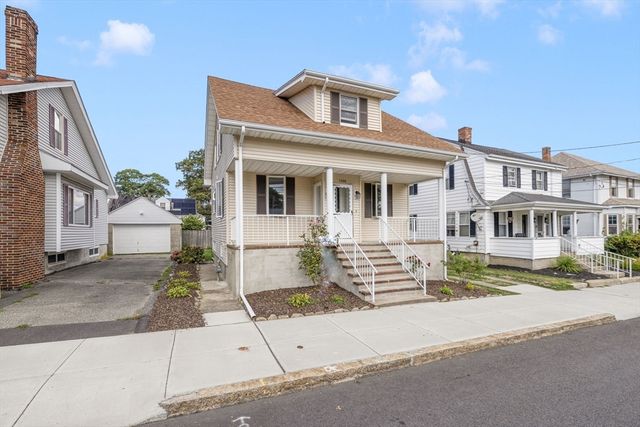 1268 President Ave, Fall River, MA 02720