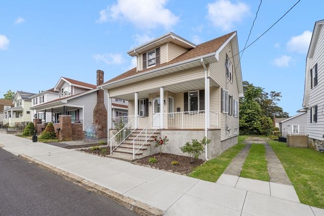 1268 President Ave, Fall River, MA 02720