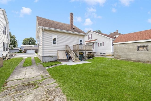 1268 President Ave, Fall River, MA 02720