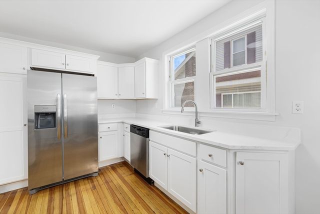 1268 President Ave, Fall River, MA 02720