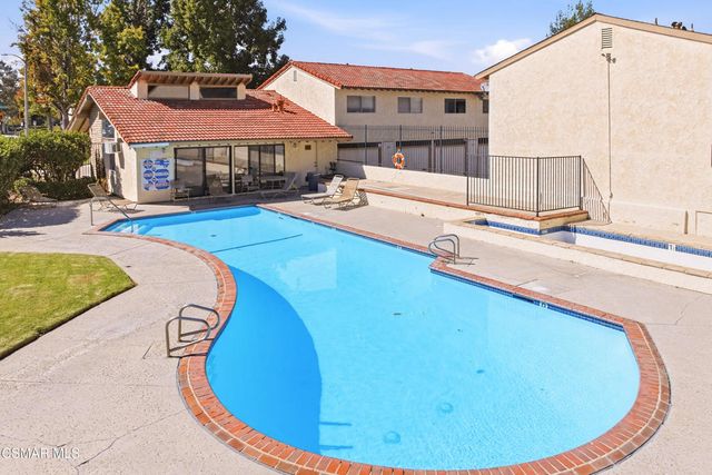 1402 Ramona Drive, Thousand Oaks, CA 91320